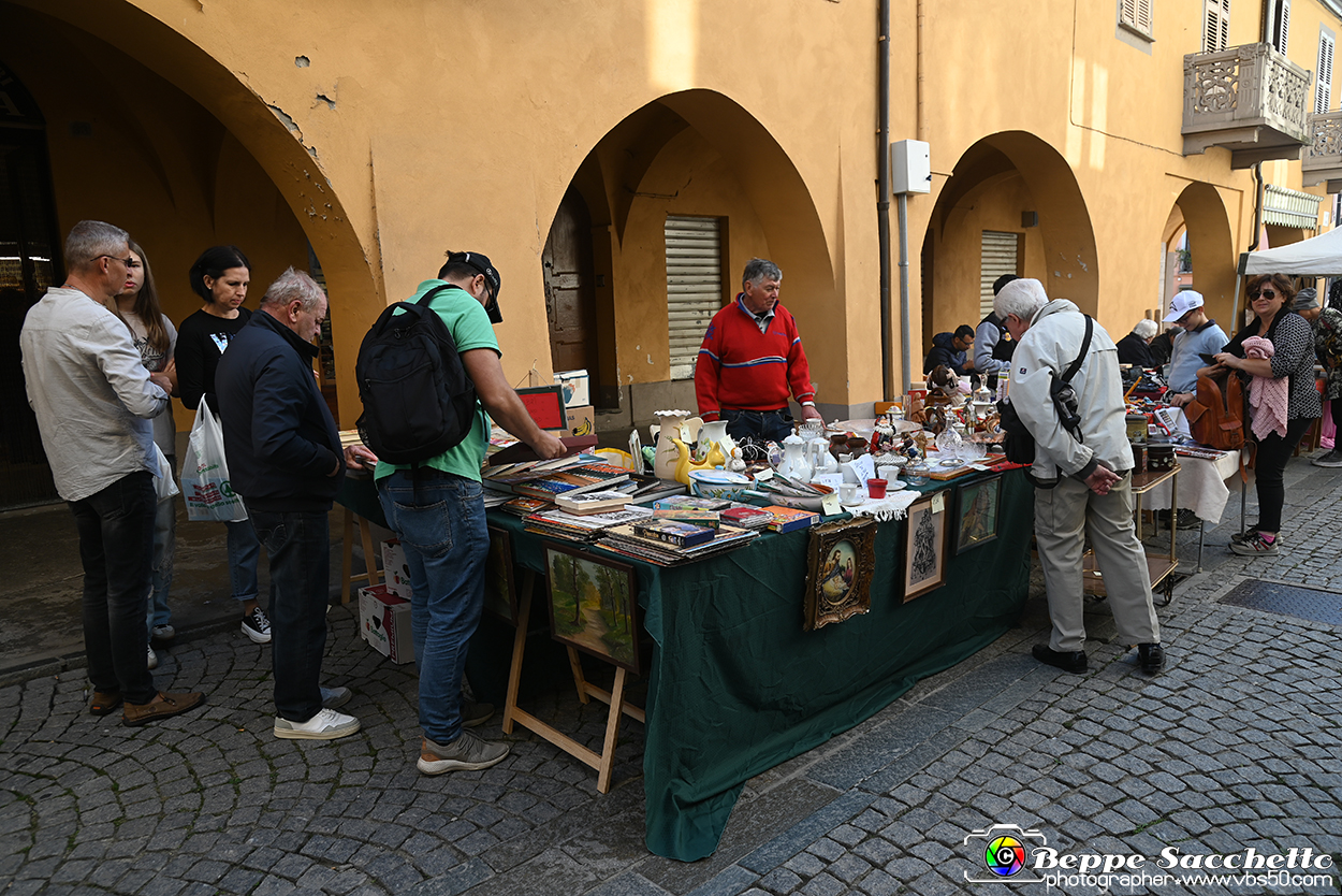 VBS_0173 - Mercatino dell'Antiquariato e dell'Hobbismo - Settembre 2024.jpg